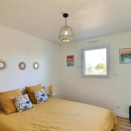 Maison Bord De Avec Jacuzzi